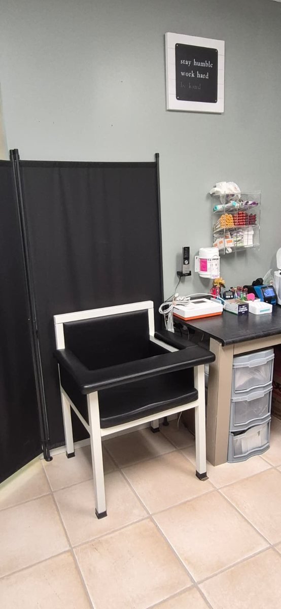 Testing and draw station with privacy screen